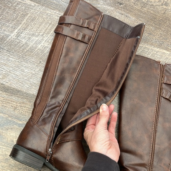 Guess Riding Boots - Picture 8 of 9